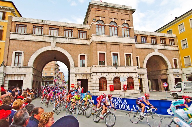 Giro d'Italia Race Viewing Vacation and Bike Tour