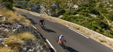 Enjoy a Provence bike tour and cycling vacation
