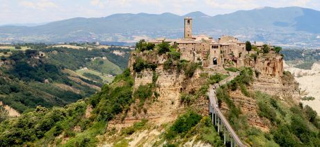 Visit Umbria on a Tuscany bike tour