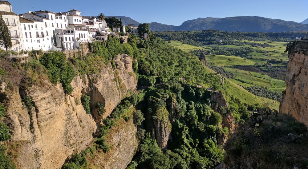 Travel on an Andalucia bike tour