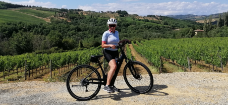 Woman on ebike on the Tuscany Bike Tour